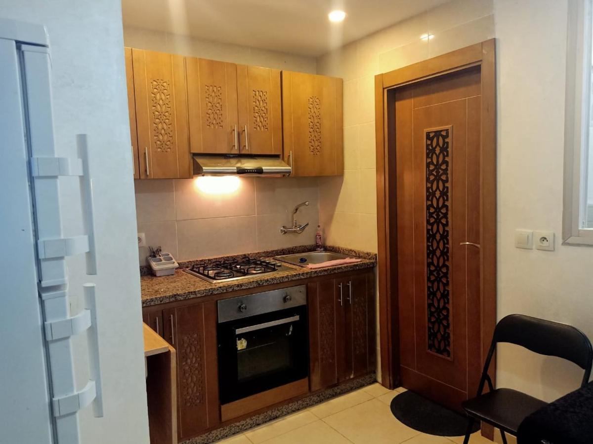 Studio De Luxe Meuble Avec Parking Apartment Martil Exterior photo